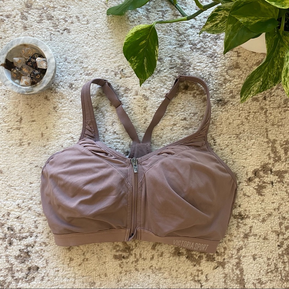 VS 34DD sports bra